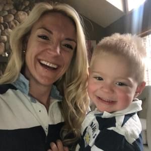 Meet your Posher, April